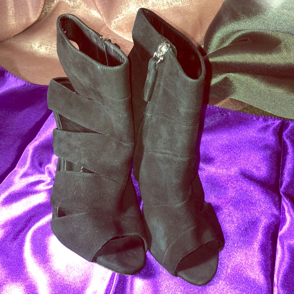 Used Giuseppe Zanotti size 39